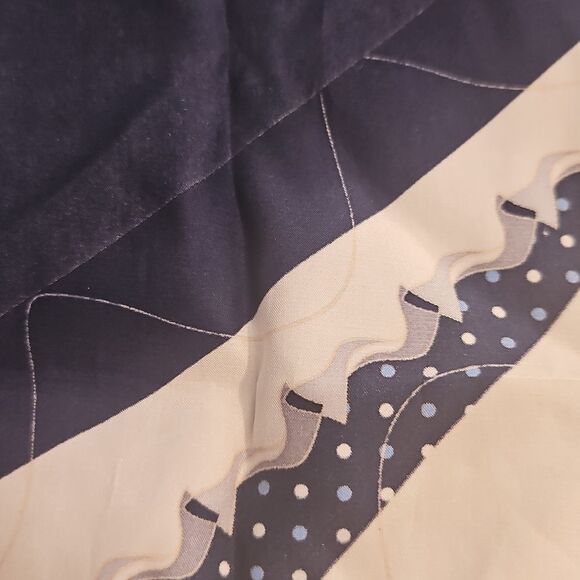 100% Silk Pocket Square Handkerchief | Navy & Cream | 10x10 - Picture 5 of 6